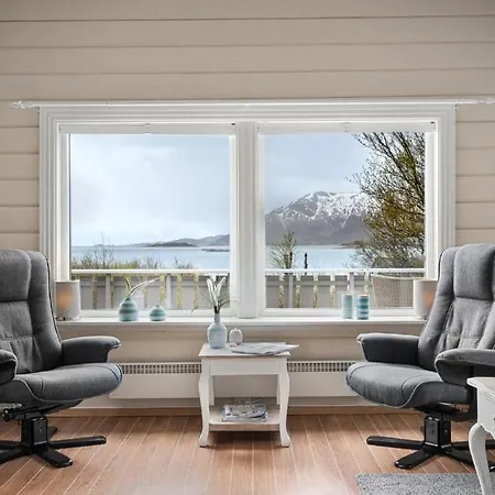 Ferienhaus With Seaview